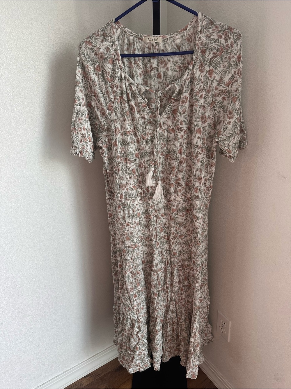 Angels xl dress